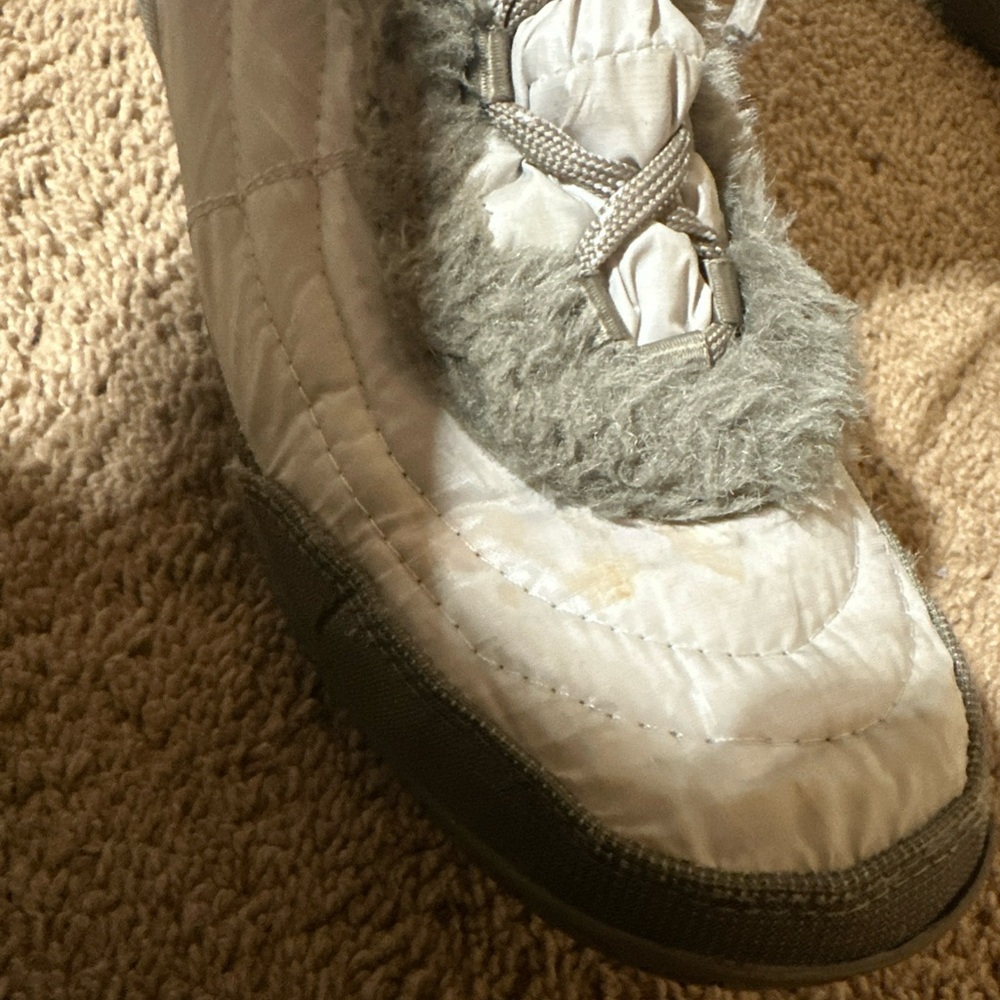 The North Face Insulated Boots Quilted Goose Down Nuptse Fur Lace Women’s Size 8 - Picture 10 of 13